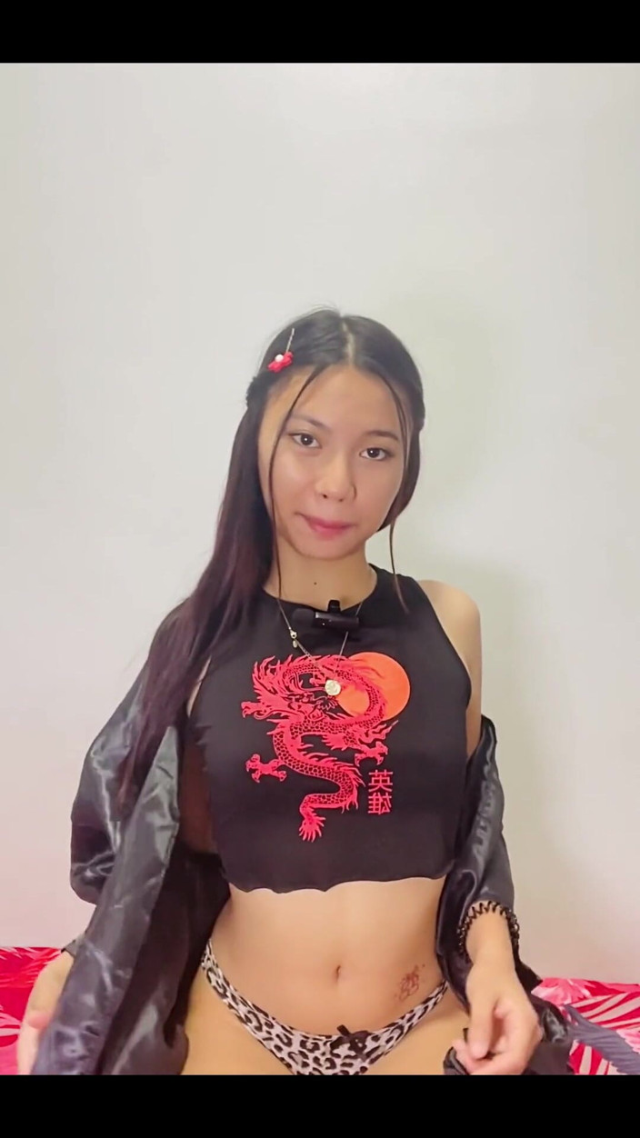 Cherrryblisss: สาวน่ารัก