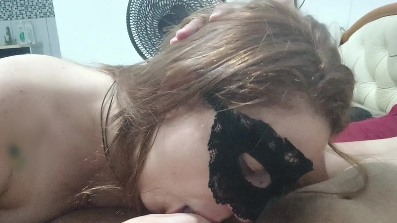 Professor Ricky: Blanke meid trekt haar masker op en geeft de beste...