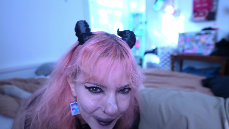 lilredvelvettt: Демон зведена сестра вашу дівчину