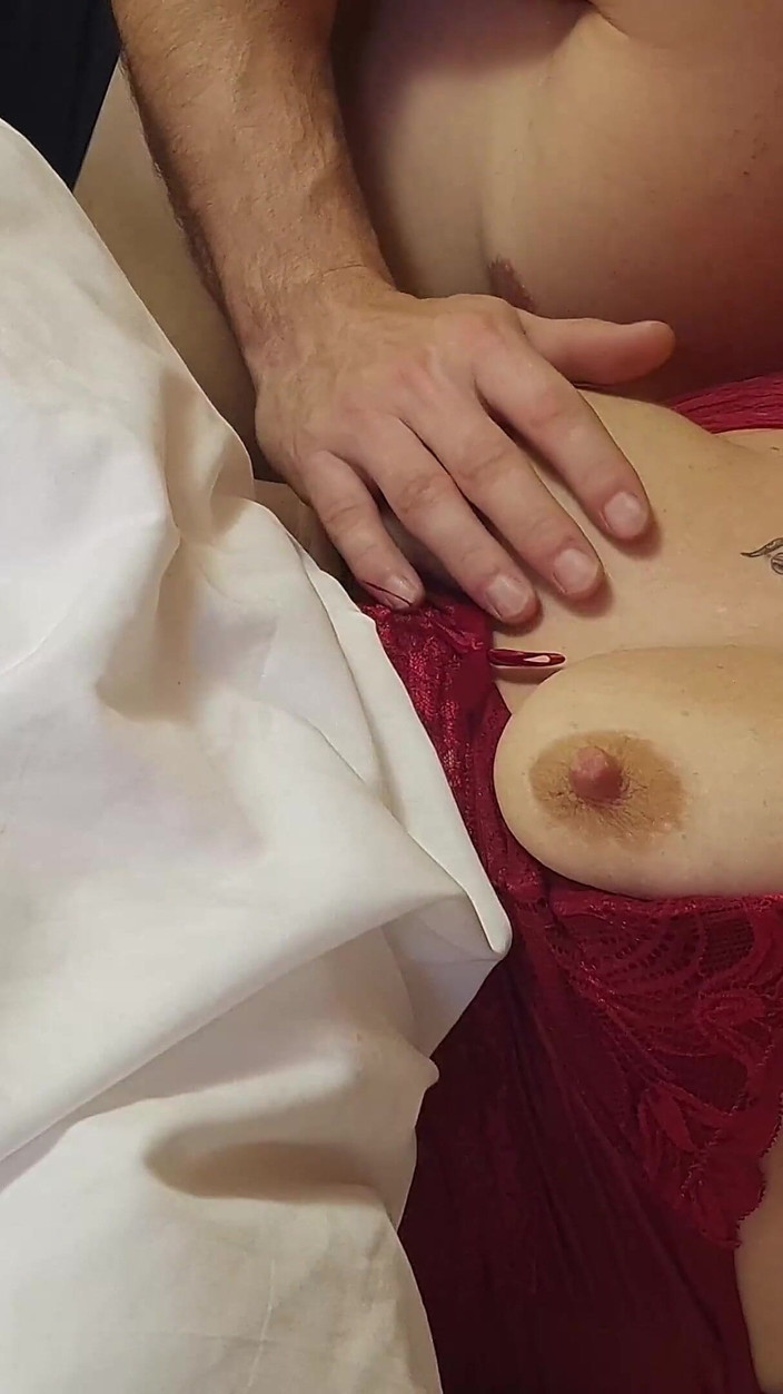 Unlimited Orgasm: Sentuhan lembut puting saya membuatkan saya pancut begitu keras dan...