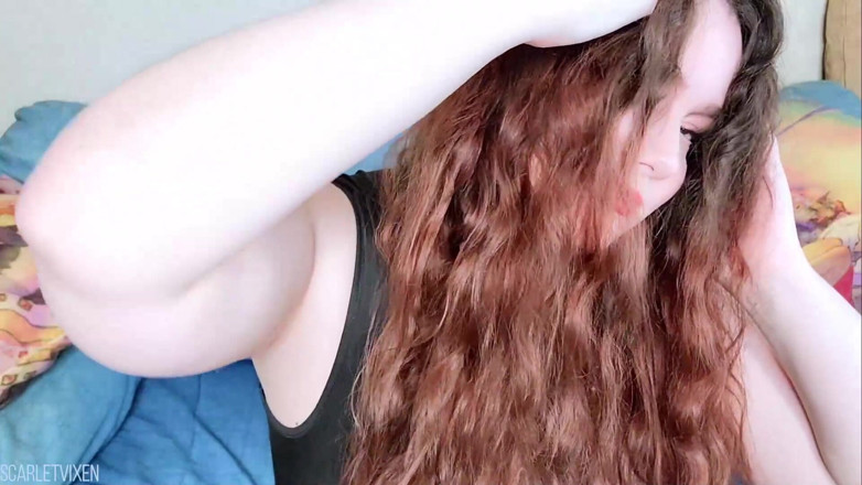 Scarlet Vixen: Headbanging and Hair Fetish Fun