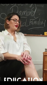 Your Substitute Teacher Is Here to Give You a Very Special Lesson on Sex Education