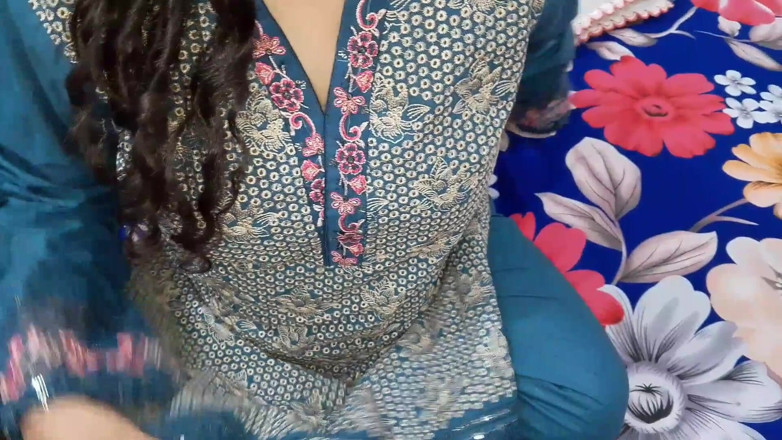 QueenbeautyQB: Indian Desi Bhabhi Affair Cheating - Hindi Audio