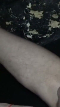 Šukání v břišní místnosti od zlého kluka