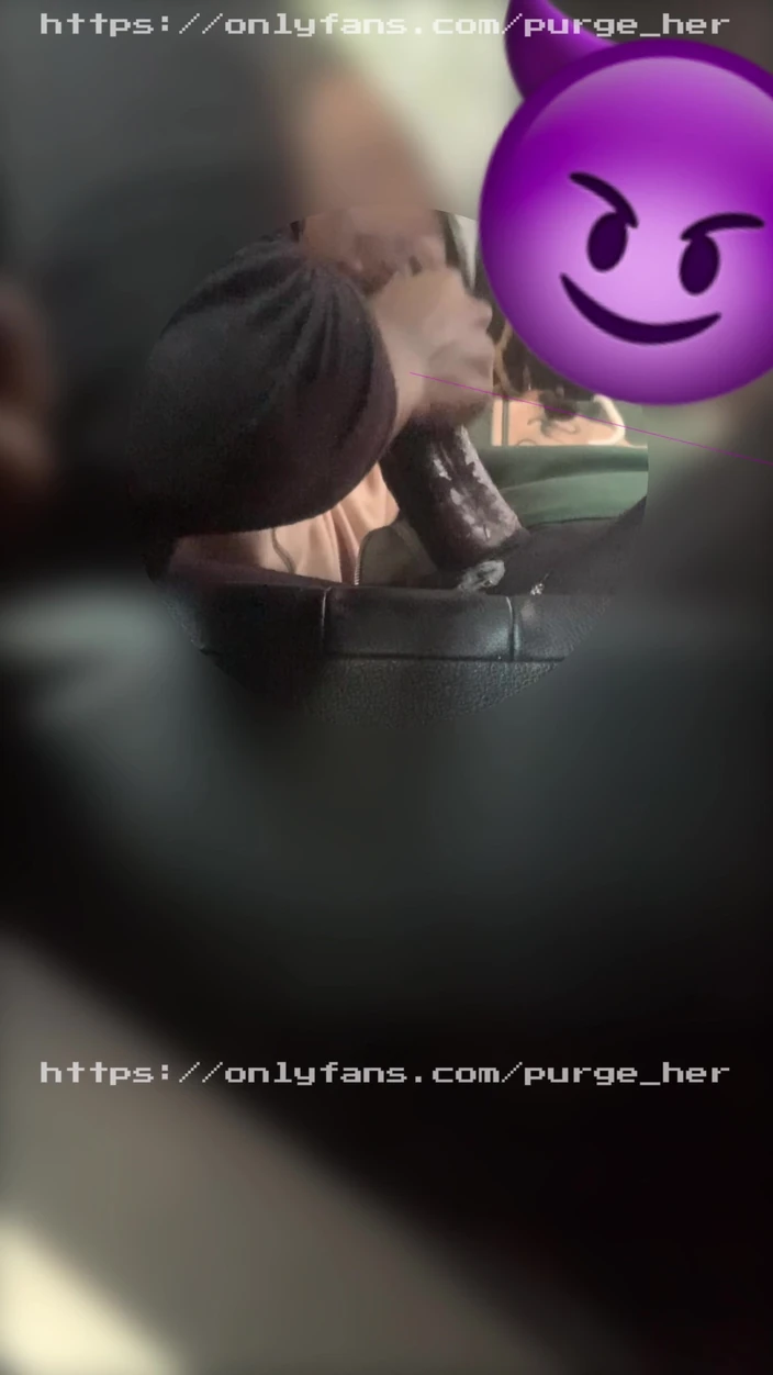 Purge_her: Mrdka v krku před jejím domem