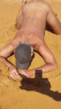 Ladysilva Hot Ass on the Beach, Go Fuck Me
