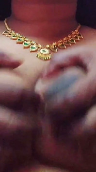 Bhabhi panas India video lucah keluaran baru