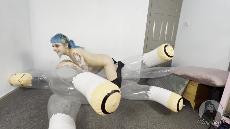 Alice Bean: Giant Inflatable Part 3