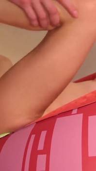 Sexe torride sur une chaise d’air.