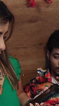Ki Chudai, demi-frère, sexe hardcore avec Tina Nandy