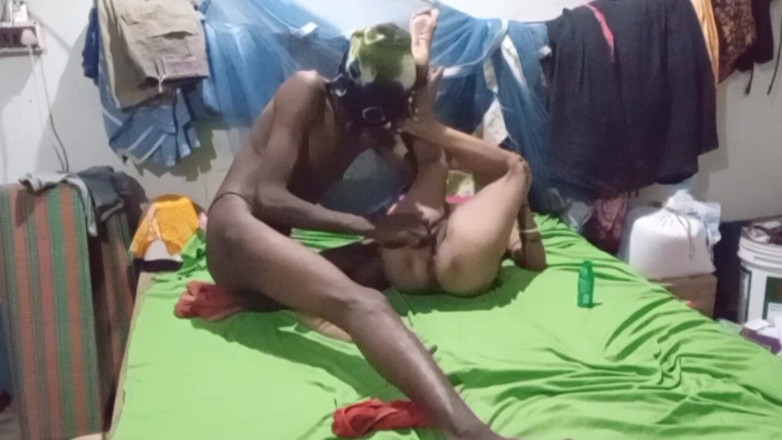 Bengaliauntykichut: I Fingered the Local Neighbor Auntie's Pussy with Great Pleasure