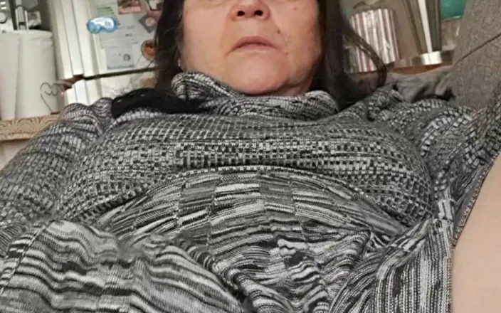 Mommy big hairy pussy: Looking Under the Dress, the Hairy Pussy Is Wet