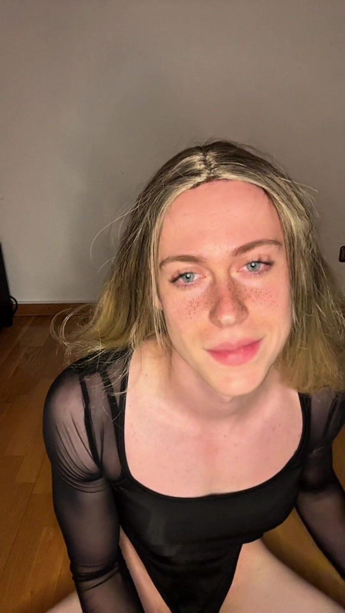 Fembaby: 19 Yo petite femboy anal knullad och gap