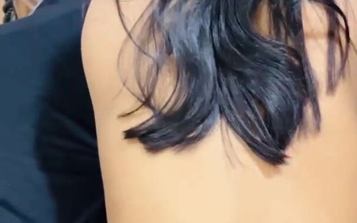 Ritika Bhabhi And Devar: Rani bhabhi se fait baiser