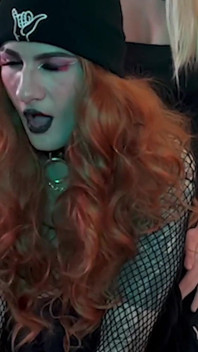 Femboy jade madison làm tình crossdresser bailey wilde tổng hợp 3