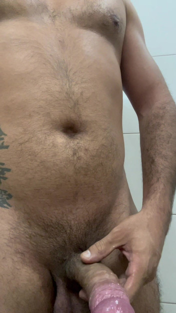 Licking me with pleasure: M-am dus la baie pentru a calma excitare mea de...