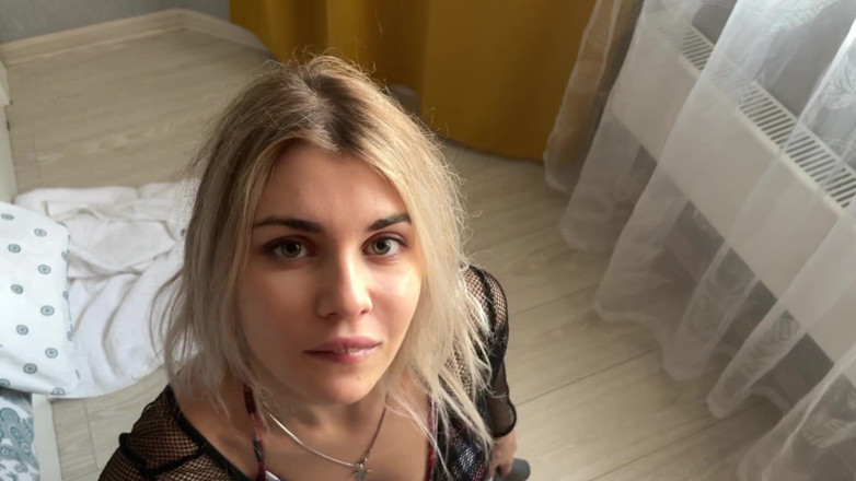 Misty Phoenix: 그녀는 지금 성인이고, 모든 것을 시도하고 싶어