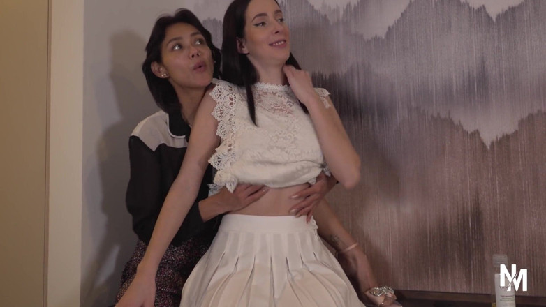 Princess Nikki - My Fetish Clips (Mixed): Two Stunning Girls and Just One Vibrator