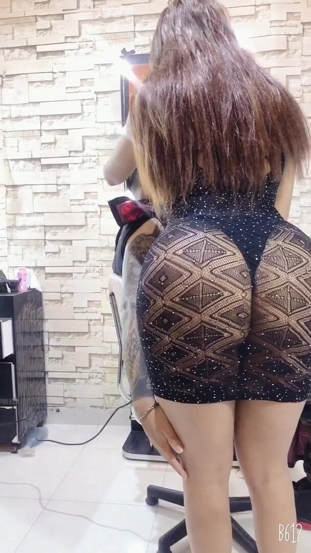 Barbietransxxxx: Pornodan sonra ateşli müşteri