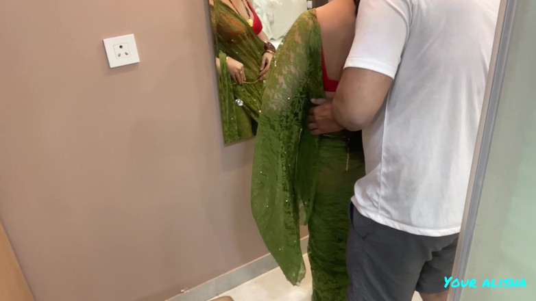 Your Alisha: Desi Alisha Bhabhi Compilație