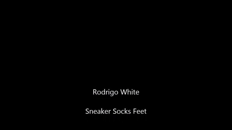 Rodrigo White: 양말을 신은 솔로 정액