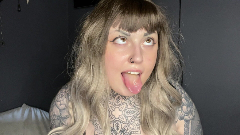 Miss Valentina: Ahegao bikin kamu jadi lemah