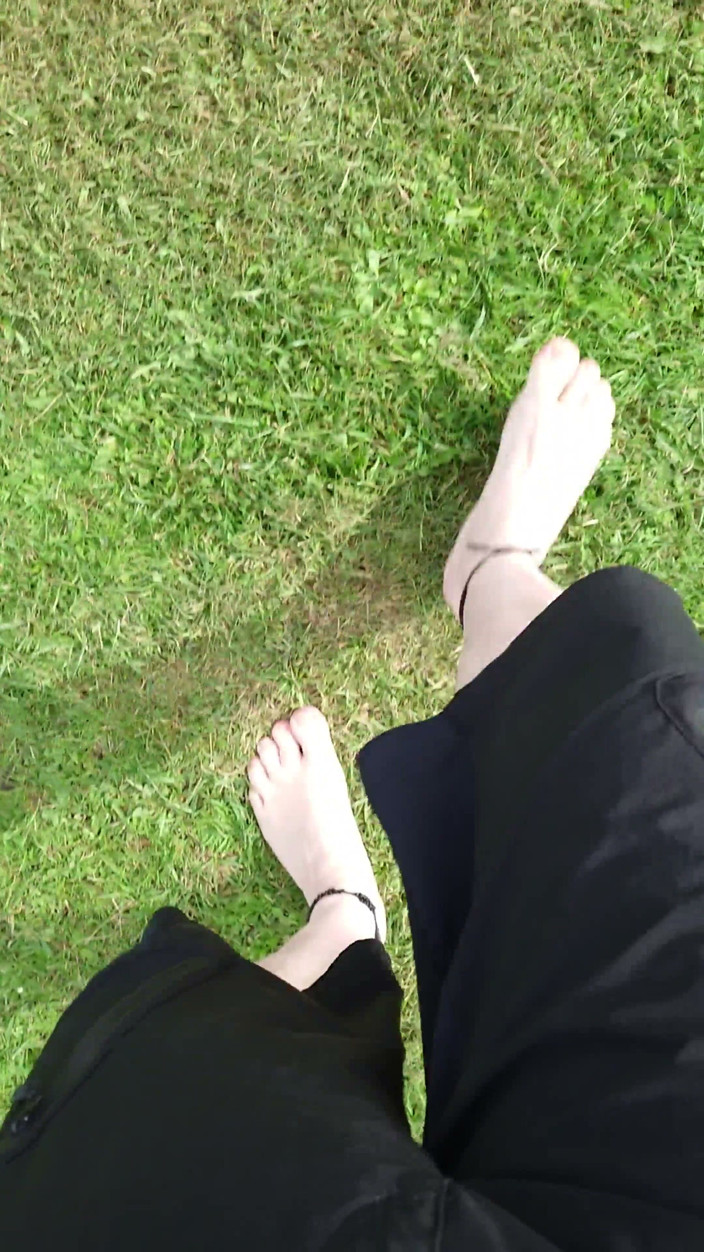 Footfetish: 9월 북해에서 맨발로 왕에를란트