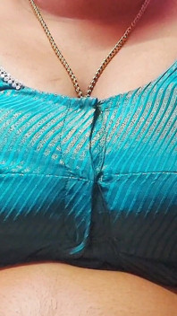Zoya Bhabhi