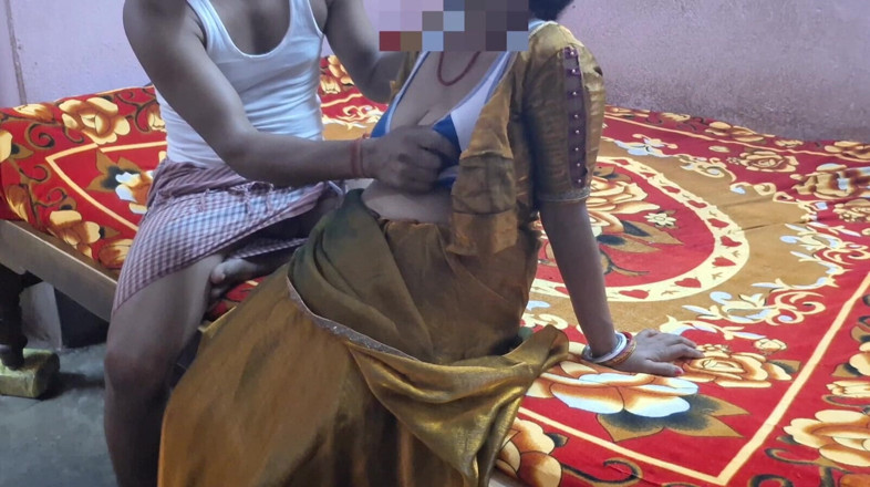Sumaj: Indiana con grandi tette bhabhi