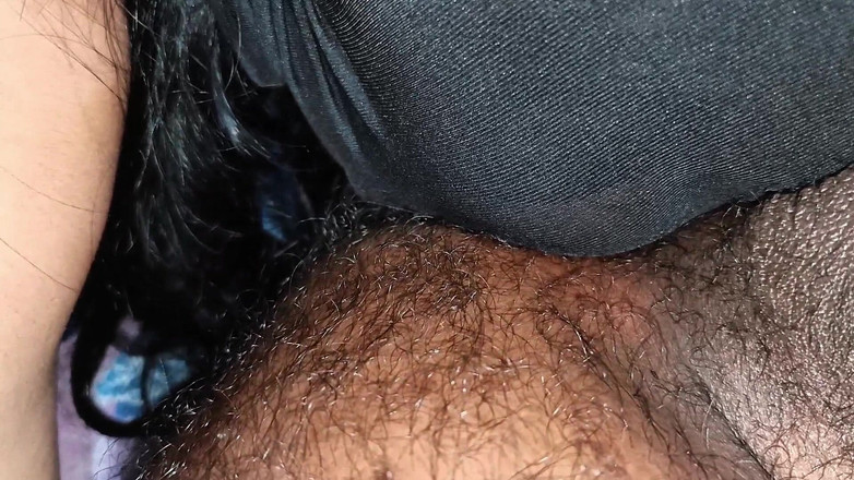 Bithi69gril: Hoje, no meio da noite, minha esposa suking meu pau...