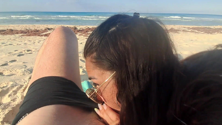 LauraOnHeels: MILF (má mì quyến rũ) bú một con cặc với kiêm...