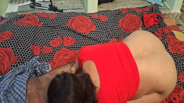 Sexy sindu: Seks tegar panas dengan makcik yang cantik