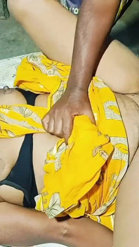 Ma Ke Kohne Por Souteela Bap Ne Beti Ko Chud Diya s Moining