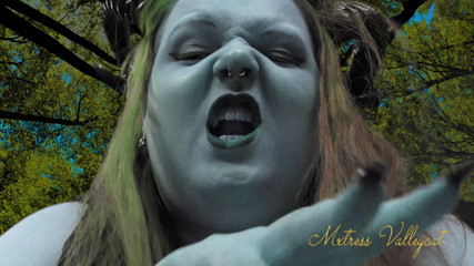 Mxtress Valleycat: Shrunk down by the giant demon