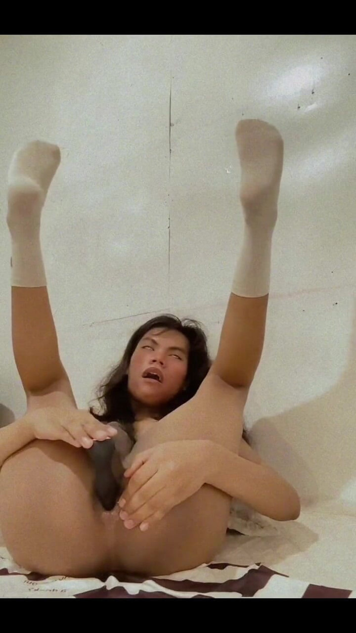 Cathnessxxx: ช่วยตัวเอง