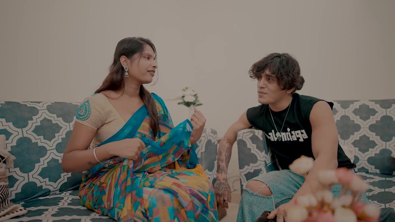 Pyari gudiya: Naughty Bhabhi Did Romance with Brother-in-law Which He Could Not...