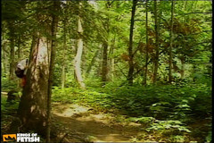 Gay Diaries: Vier twinks haben intensiven im wald, während zwei weitere beobachten