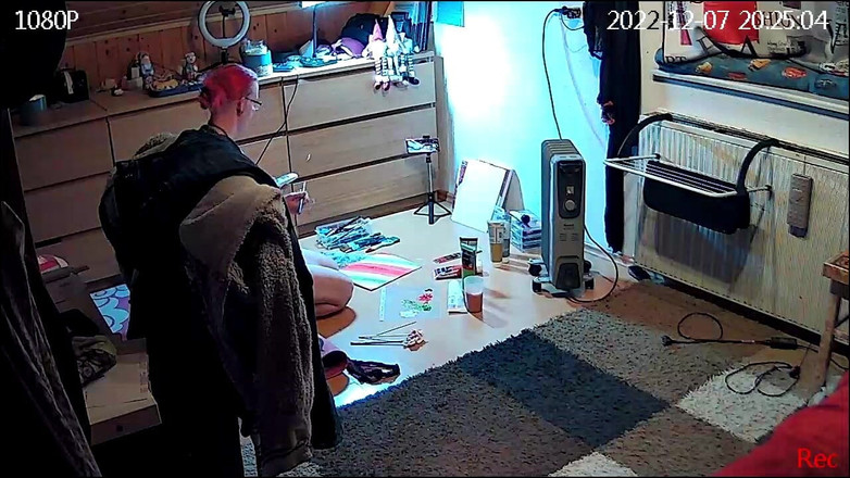 KittieNoOne: Atrapado dibujando desnudo de nuevo