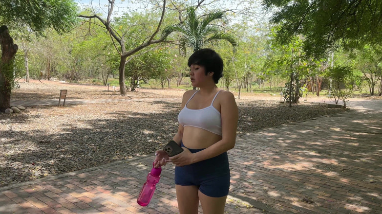 ManuelaAlvarez: Cito a Una Linda Chica Para Vernos Pero Resulta Mas...