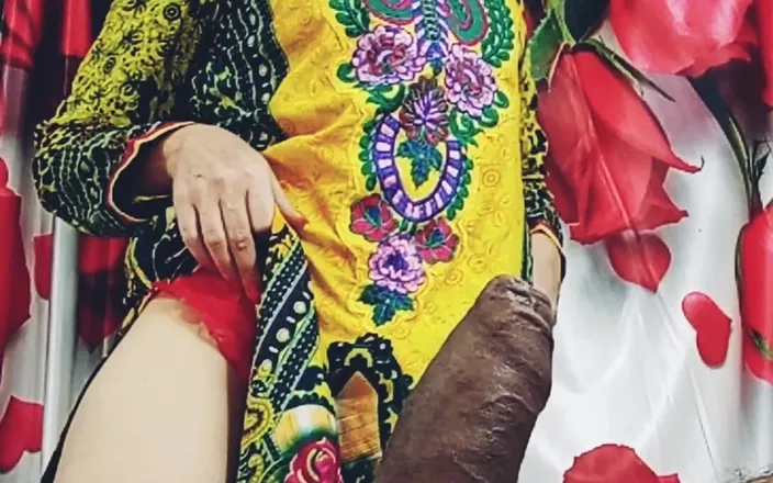 Bolly Karma: Busty MILF Came Home with a Guy