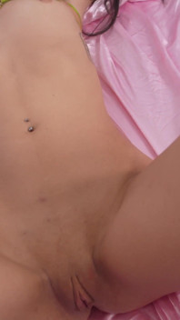 Tattooed Hottie Sage Hunter Loves the Pussy-pounding and Facial Treatment