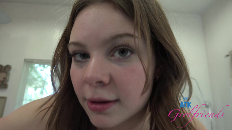 ATK Fans (Girlfriends): Adrianna Jade มาหาแล้วอยากให้คุณทำให้เธอแตกคาหี