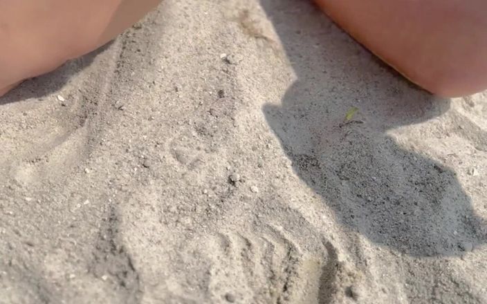 Sonya Pretty: Una ragazza nuda
