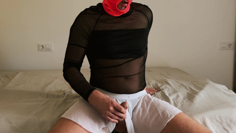 Culon: Fustă și tanga pe fundul meu mare la masturbare