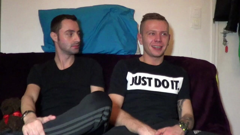Gaybareback: Kosmin futută fără prezervativ de pula xxl a lui Oscar...