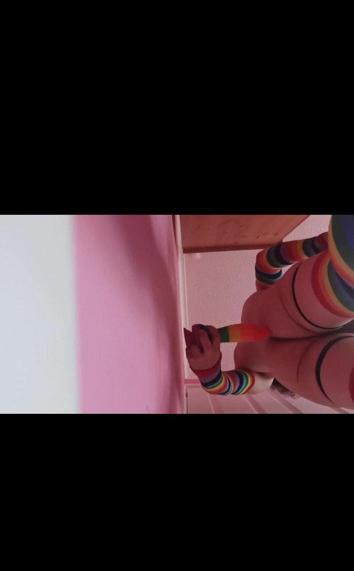 Rainbow Femboy: Je krijgt nog steeds een cumshot