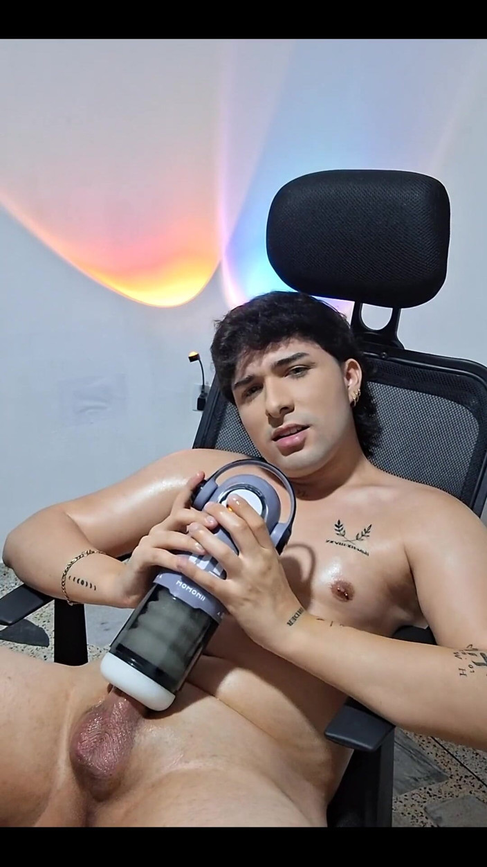 Diego_latinboy: ทดสอบของเล่นใหม่ของฉัน