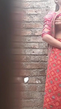 Sexy maestra universitaria quiere follar a su estudiante de polla grande
