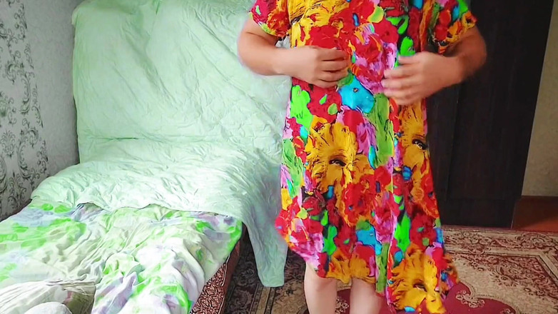 Kitty_Cross: 安定した手でアイライナーを直す素晴らしいトランス女性