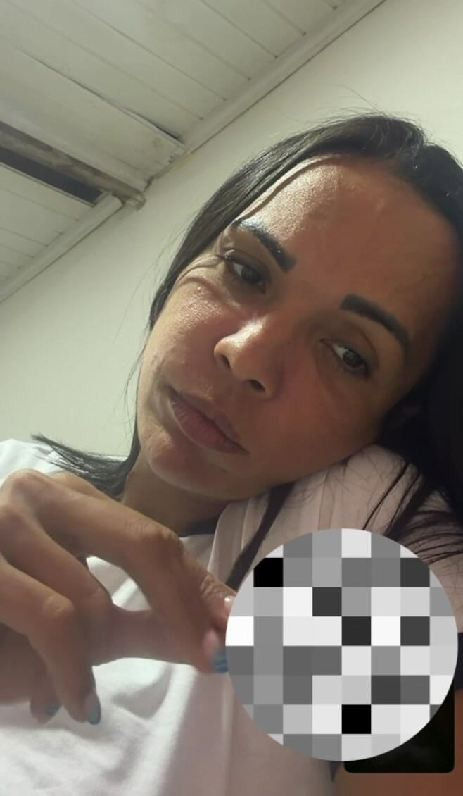 Renata Frazao: Facultate